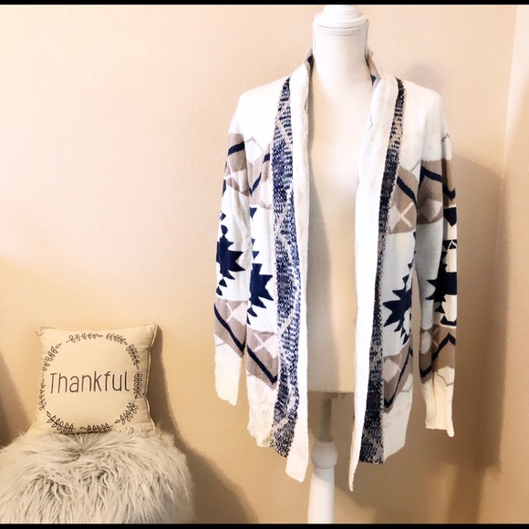 3/30 Charlotte Russe blue beige pattern cardigan - Picture 4 of 4